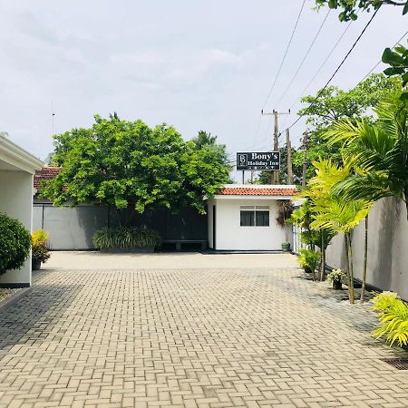 Bony'S Holiday Inn Negombo Eksteriør bilde