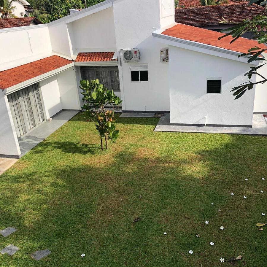 Bony'S Holiday Inn Negombo Eksteriør bilde